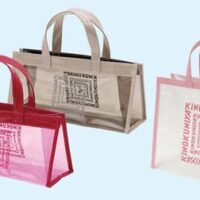 紀ノ国屋 クリアバッグ続々「クリアポーチ（グレー／ピンク）」「クリアワイントート（グレーベージュ／ローズピンク）」「クリアミディアムバッグ（グレー／ピンク）」