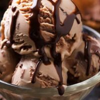 【レシピ】簡単「なめらかチョコアイス」材料2つで作れちゃう！子どもとのおやつ作りにもぴったり