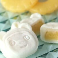 文明堂 夏限定「白いこぐま焼き パイン」もっちり食感の生地にジューシーなパインあん入り