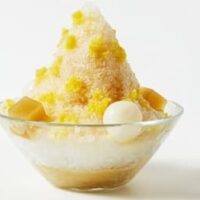 【本日発売】虎屋菓寮に「栗氷」風味豊かな今だけのかき氷！月明かりに見立てた蜜栗・月見団子を思わせる白玉を添えて