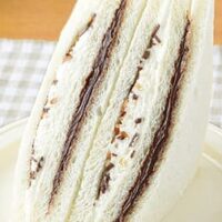 【11月21日新発売】ファミマ新作パン・サンドイッチまとめ「チョコ＆ホイップサンド」「ミニメロンバターデニッシュ4個入」「チョコツイストサンド（カスタード＆ホイップ）」など最新情報！