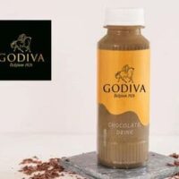 ファミリーマート ゴディバ監修「GODIVA チョコレートドリンク」3種のチョコレートを使った濃厚な味わい！