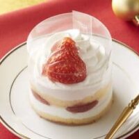 ミニストップ「苺のショートケーキ」「ホイップガトーショコラ」クリスマスを彩るスイーツ！クーポン利用で50円引