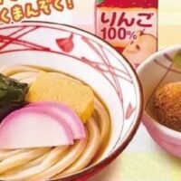 【本日発売】丸亀製麺「丸亀お子さまもちもちセット」290円！打ち立てうどん・丸亀うどーなつ・ジュースのセット