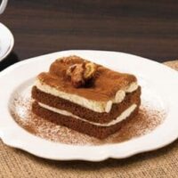 くら寿司「こだわり抜いた THE 生ティラミス」とろけるクリームやふんわりビスキュイ生地！高品質とおいしさ追求“KURA ROYAL”新商品