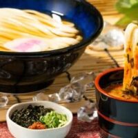 【2025年夏】うどんチェーン 新作うどんまとめ！丸亀製麺・はなまるうどん・資さんうどん・山下本気うどん・宮武讃岐うどんの5ブランド