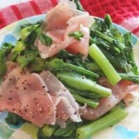 簡単・人気【おつまみレシピ】まとめ!「モッツァレラチーズのめんつゆ漬け」「春菊と生ハムのサラダ」「ズッキーニボート」など5選