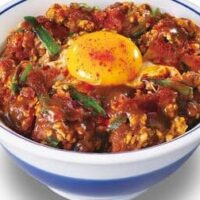 【2025年8月最新】外食チェーン 新商品・新メニューまとめ！松屋・すき家・なか卯・松のや・かつや・やよい軒の6ブランド