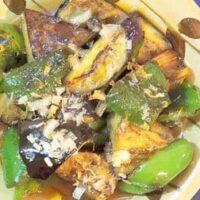 簡単・人気【なすレシピ】まとめ!「なすとトマトの簡単オーブン焼き」「なすとズッキーニのマリネ」「焼きなすの塩だし漬け」など5選