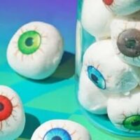 【保存版】カルディ（KALDI）2025年ハロウィン特集｜黒猫・魔法本・カラフルお菓子が満載