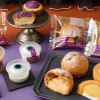 ローソン 2025年ハロウィンスイーツまとめ「Uchi Cafe ローソンアイ・レアチーズケーキ」「Uchi Cafe パンプキンモンブラン」など5品