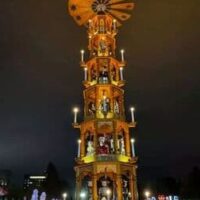 「東京クリスマスマーケット2025」は神宮公園と芝公園の2会場で開催決定！マグカップ付きの事前予約チケットでクリスマス気分を盛り上げよう