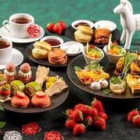 【2026最新】東京のお正月アフタヌーンティー5選｜干支スイーツ・苺×抹茶・5日間限定メニューも登場！