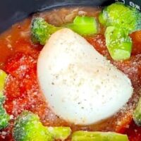 【レシピ】スイッチ押すだけ!炊飯器で作れる絶品ごはん4選|炊き込みご飯、ドライカレー、牛丼、トマトペンネなど