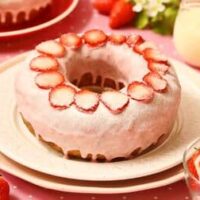 【2026年2月発売】いちごスイーツ新商品まとめ「とろける練乳いちごリング」「シュガーバターの木 濃苺ショコラがけサンド」など