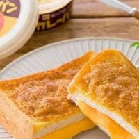 KALDIで人気のおすすめ「パンのお供」7選！ぬって焼いたらカレーパンなどトーストがもっとおいしくなる話題商品が勢揃い