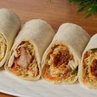 【2026年3月発売】ダイエット中はこれ！ファミリーマートで500kcal以下の商品5選│来来亭のラーメンやトルティーヤも！