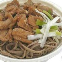 【セブン-イレブン】ダイエット&筋トレに！脂質10g以下の新作麺類6選│鶏肉たっぷりのかしわそば、和風だしの効いたざるらーめん