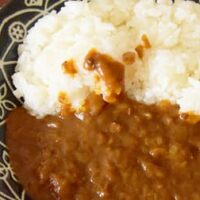 【ドンキ購入品実食】明治「隠し味にチョコを使った欧風カレー 中辛」はチョコ感強い？食べてみた