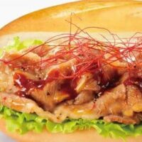 【2026年6月発売】ドトールコーヒーショップ 夏の新商品まとめ「期間限定ミラノサンド 旨辛牛カルビ 麻辣」「果実を食べる 白桃ミルクレープ」など
