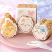 【2026年7月】おすすめ手土産 新商品まとめ！ねんりん家「ピスタチオ香るマウントバーム〈夏の輪〉」・カタヌキヤ「ちいかわ かたぬきバウム リボン」など